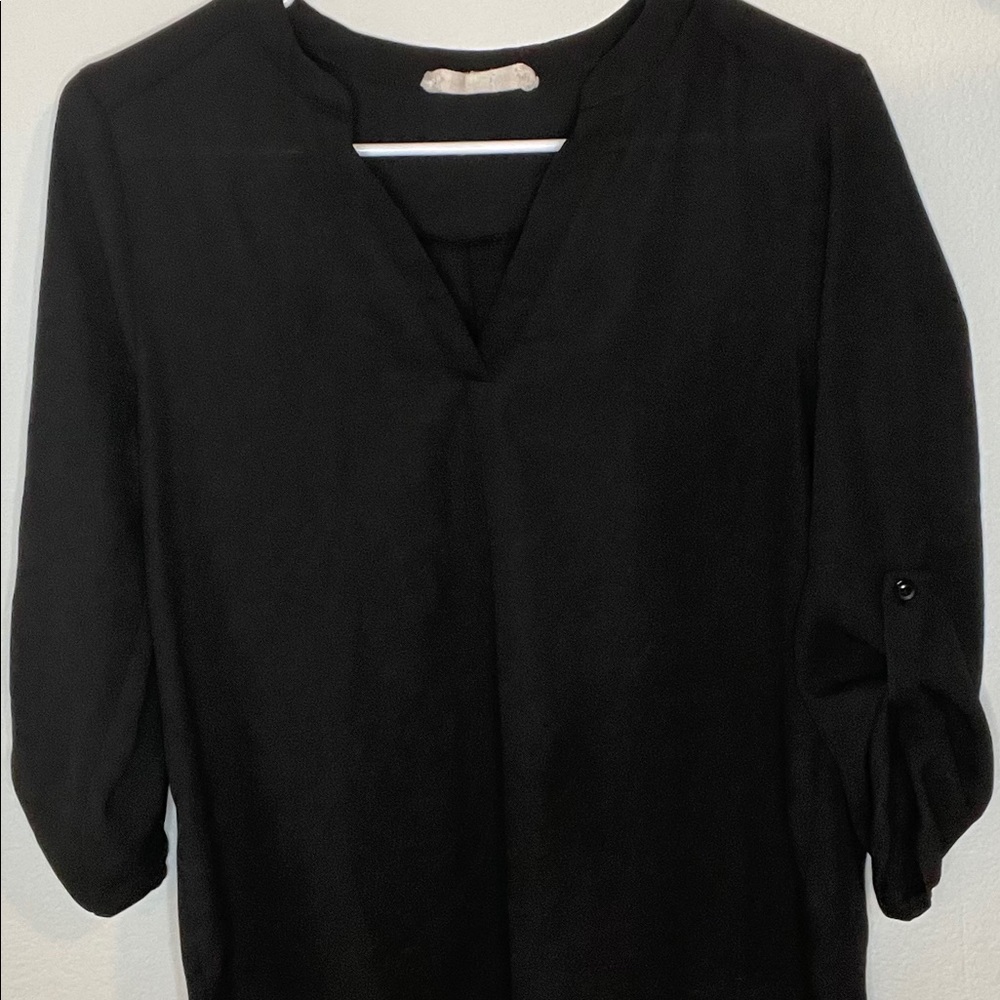 Black 3/4 black blouse